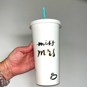 Kate Spade ♠️ Miss / Mrs BPA Free large tumbler with straw